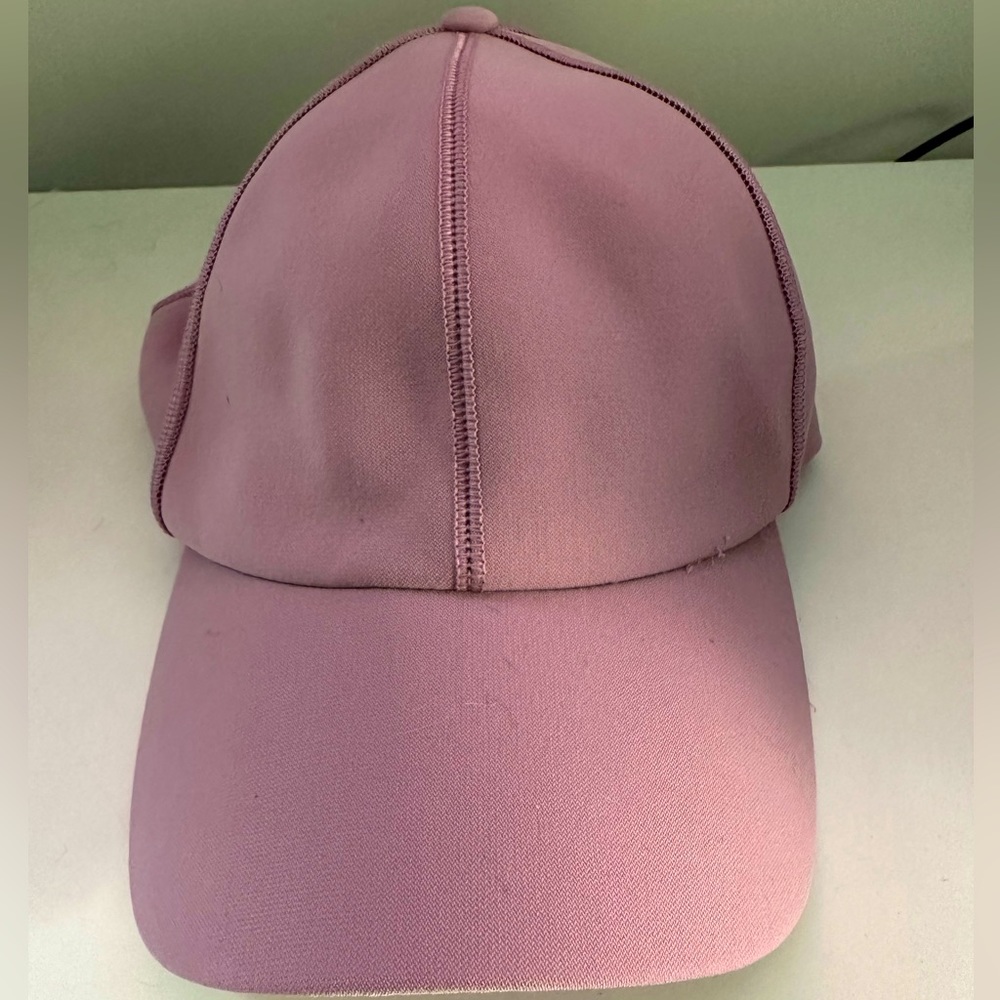 Lululemon hat
